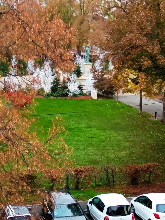 Rare A Colmar - Appartement Champ De Mars Vue Sur Parc - 70M2 - 2 Chambres Exterior foto